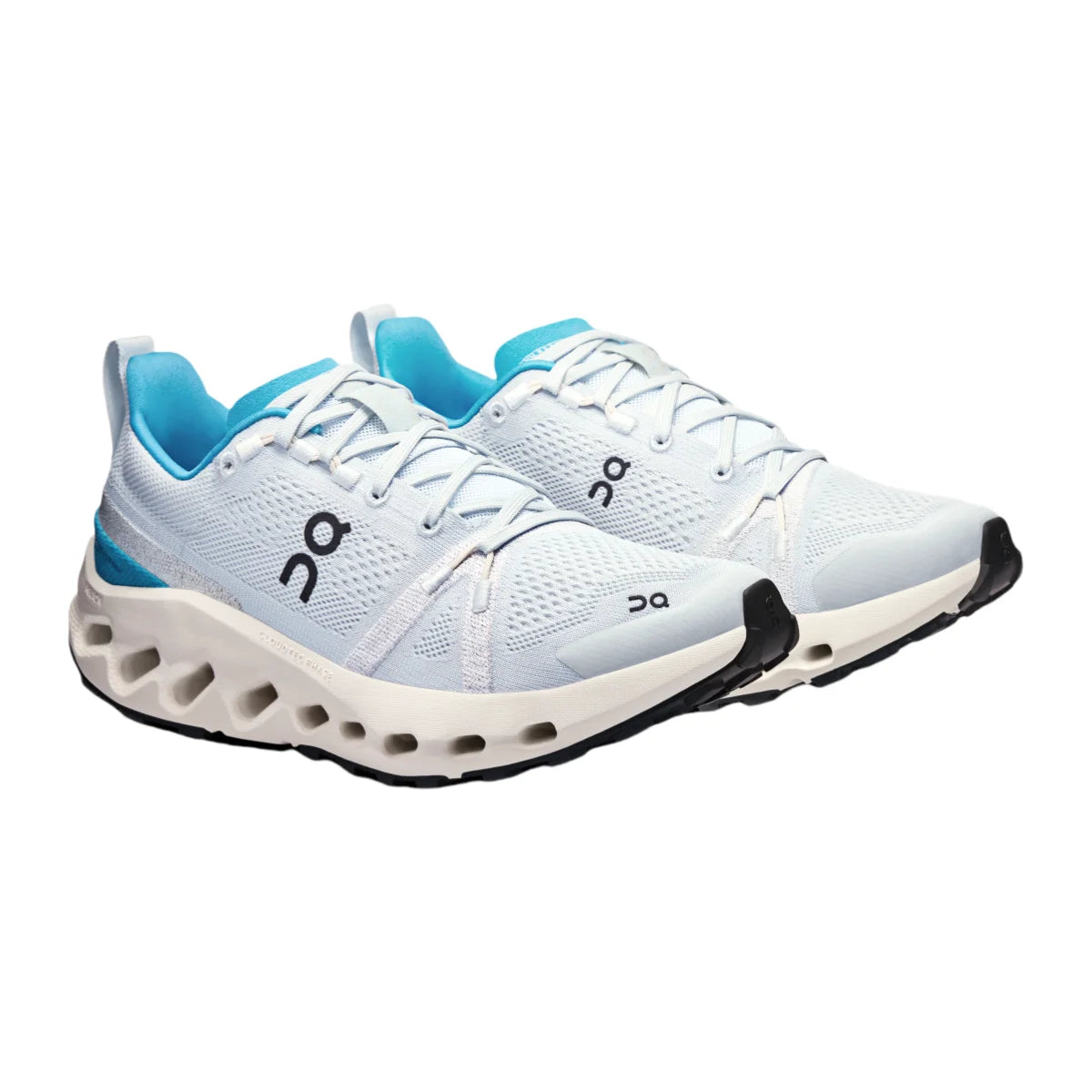 On Cloudsurfer Trail Women's Arctic/Ivory