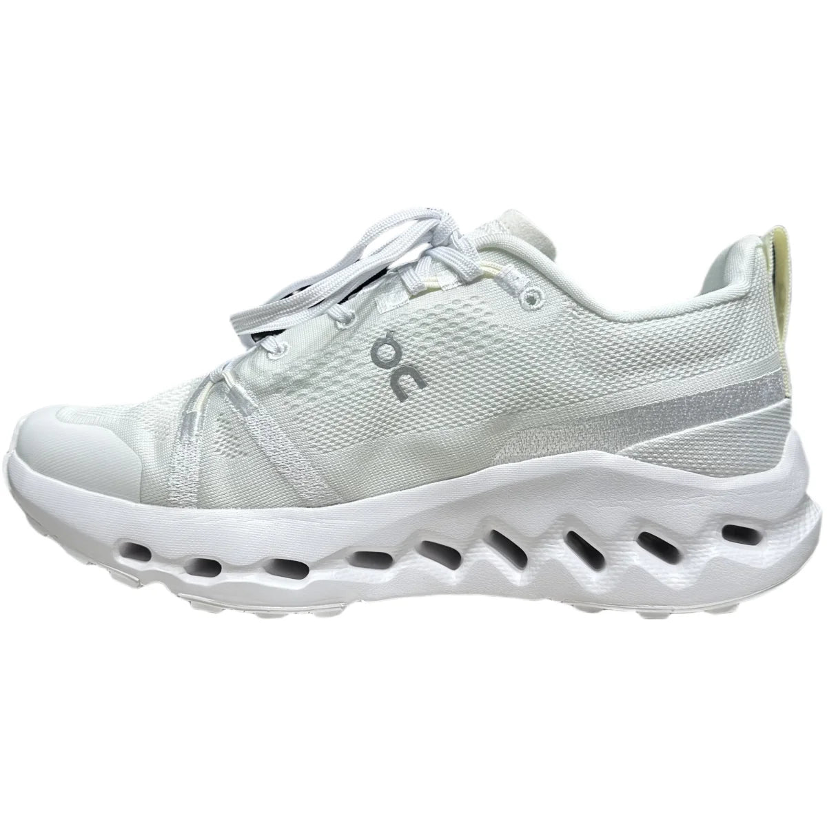 On Cloudsurfer Trail  Women's Soft/White