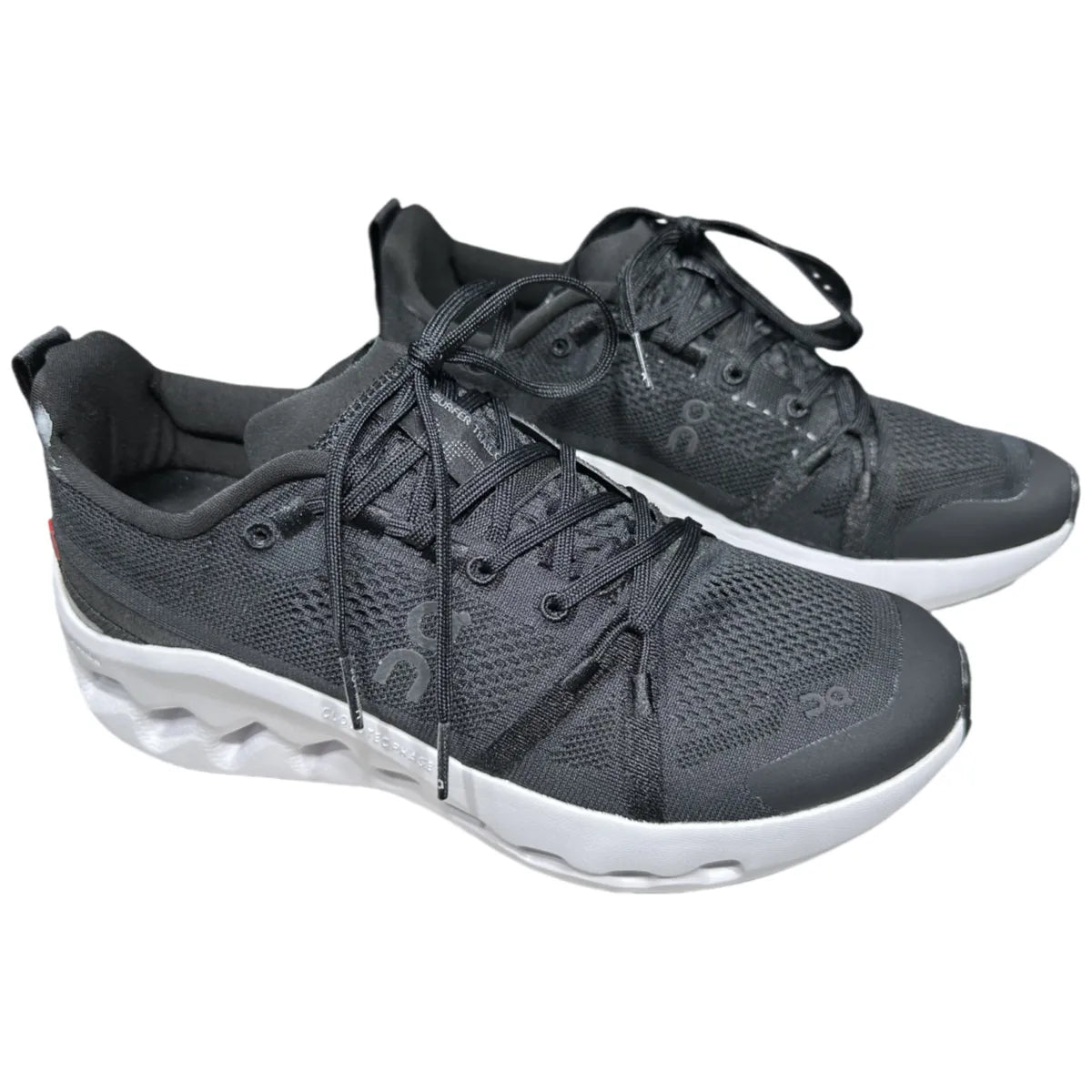 On Cloudsurfer Trail  Men's Black/White